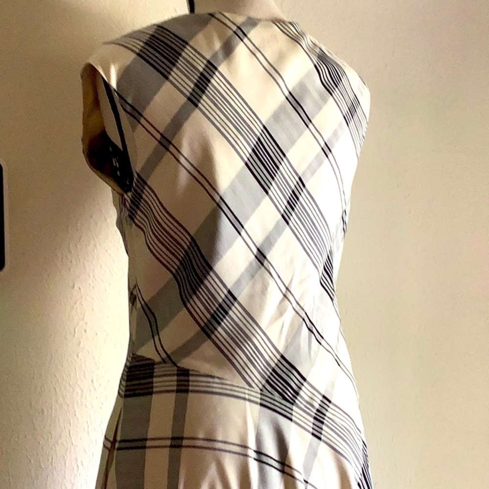 Ivory/Black fluid Plaid Dress.                 #J0506613 - Picture 8 of 11